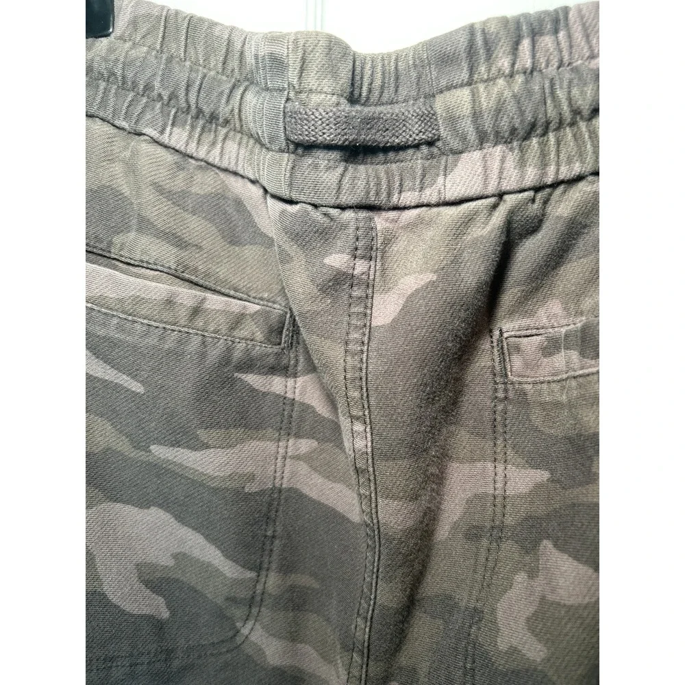 Athleta Camo Farallon Jogger Pants Brown Grey Camouflage‎ Size 18 535275-02